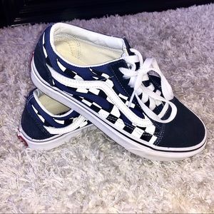 checkered drip vans